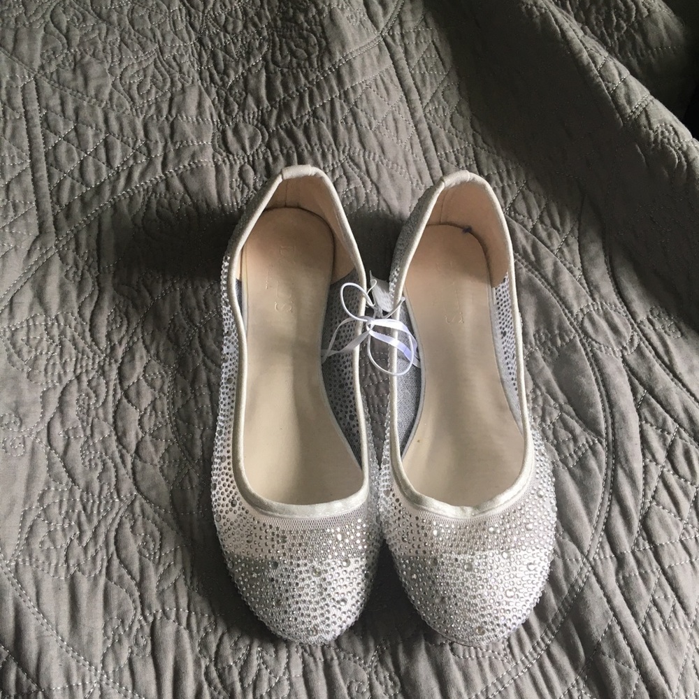 Size 7 rhinestone flats